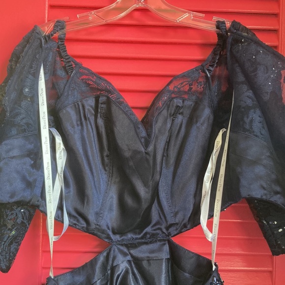 prom homecoming gown short style size 8 - Picture 11 of 17